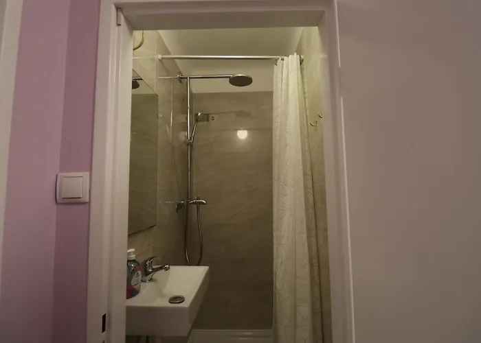 Nettes Wohnapartment Naehe Prater * Viyana